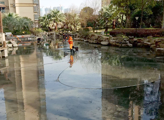 平潭景观池淤泥清理